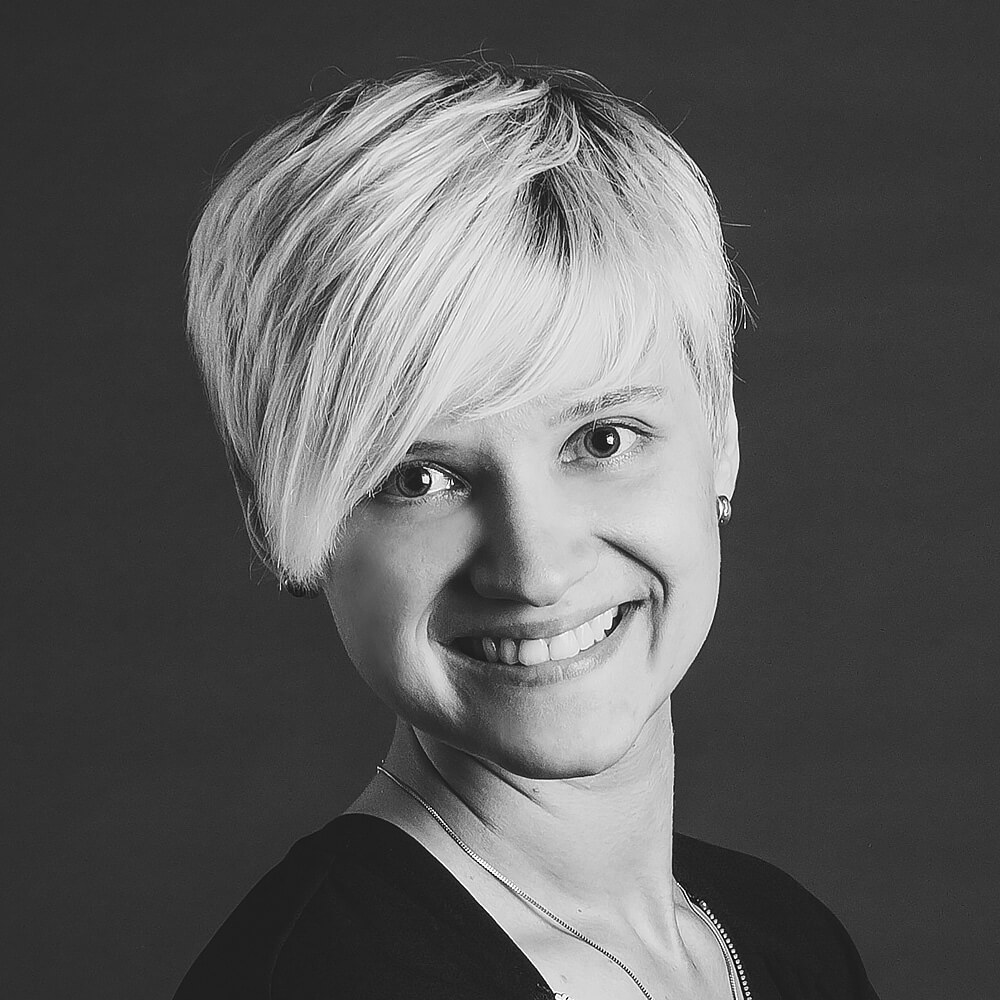Kristina Janizki, Junior Software Developer, kj@coupling-media.de